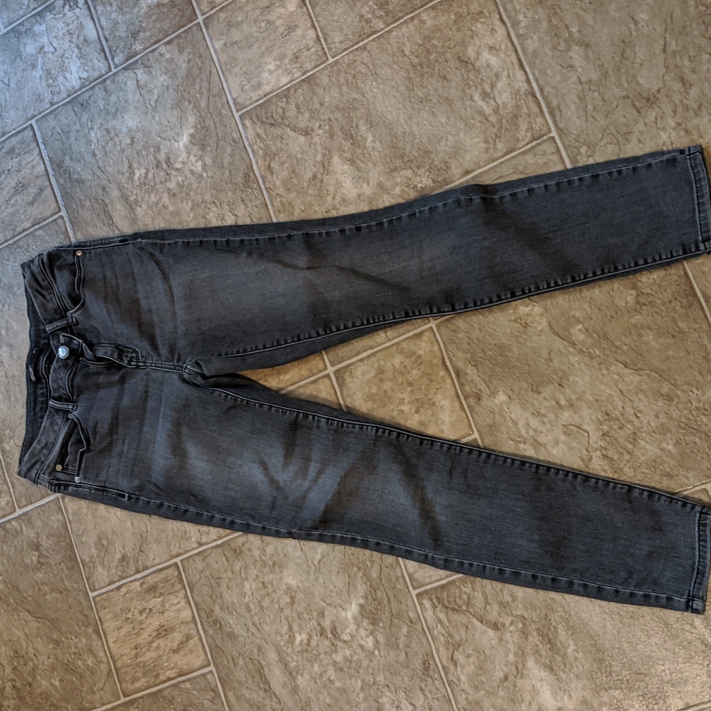 Vera Wang Gray Skinny Jeans Size 4